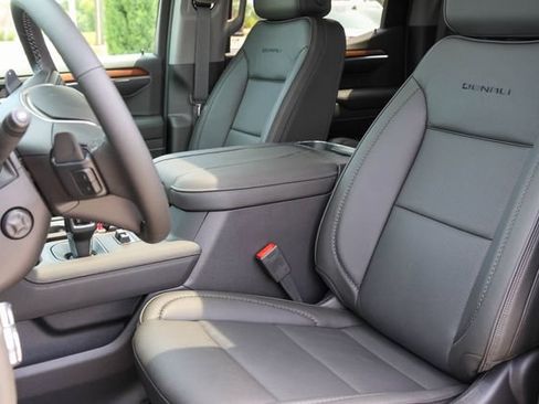 New 2026 GMC Sierra 1500 Denali w/ Technology Package AWD/4WD image 14