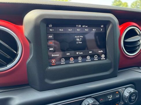 Used 2021 Jeep Wrangler Unlimited Rubicon w/ Safety Group AWD/4WD image 14