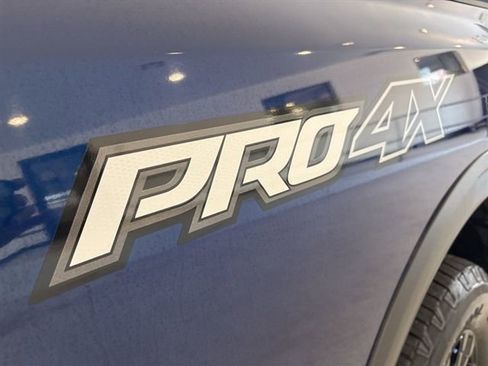 Used 2021 Nissan Titan PRO-4X w/ Pro-4x Convenience Package AWD/4WD image 33