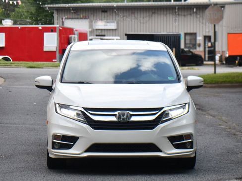 Used 2019 Honda Odyssey Elite image 2