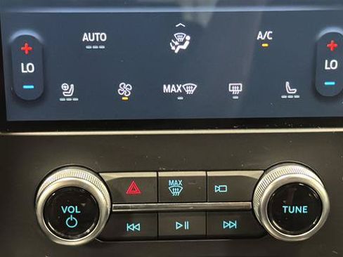 Used 2024 Ford Edge SEL w/ Convenience Package AWD/4WD image 18