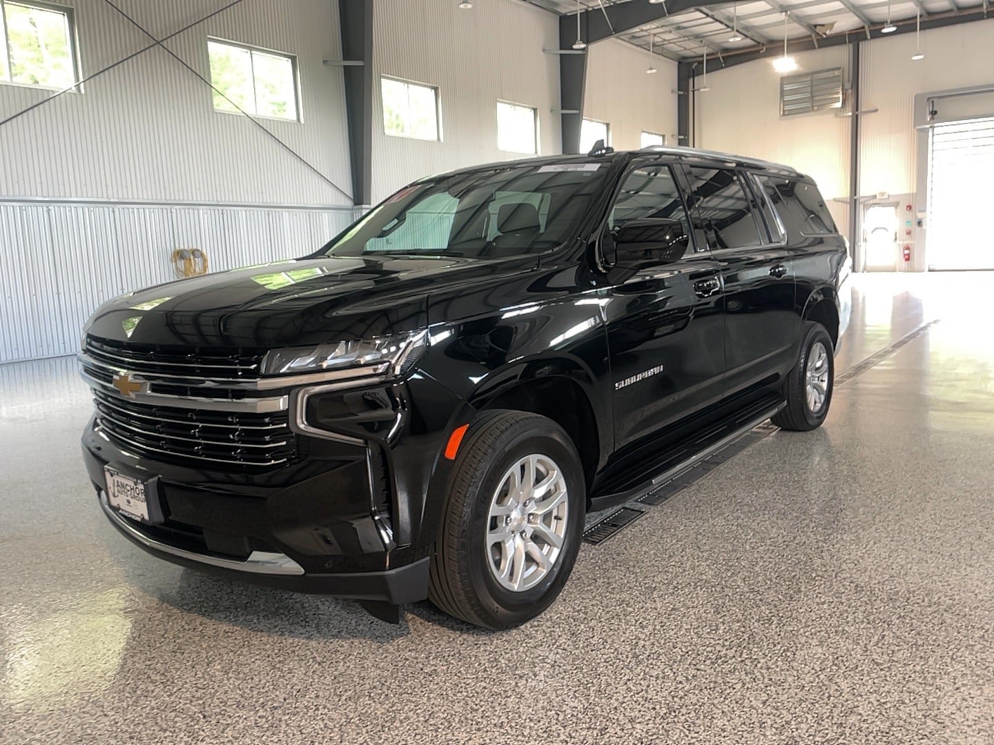 Used 2024 Chevrolet Suburban LT AWD/4WD image 32
