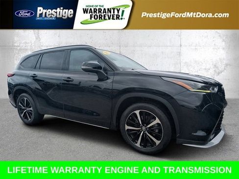 Used 2022 Toyota Highlander XSE AWD/4WD image 1