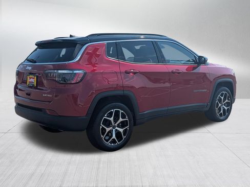 Used 2026 Jeep Compass Limited AWD/4WD image 7