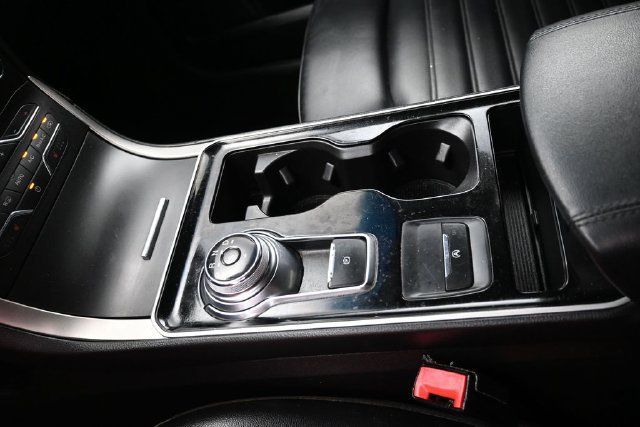 Used 2020 Ford Edge SEL FWD image 22