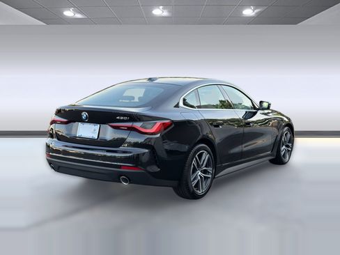 Used 2026 BMW 430i w/ Premium Package RWD image 9