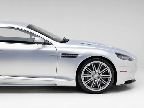 Used 2009 Aston Martin DBS Coupe RWD image 27