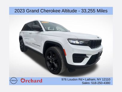 Used 2023 Jeep Grand Cherokee Altitude