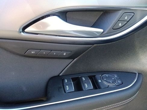 Used 2025 Buick Envision Sport Touring image 12