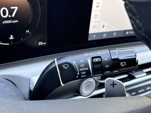 New 2026 Hyundai Tucson Limited image 25