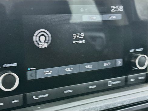 Used 2025 Honda Accord SE image 21