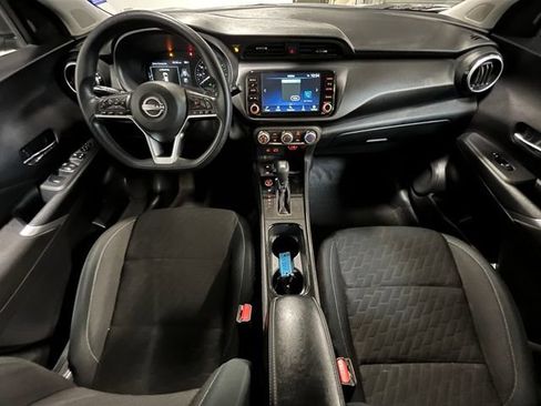 Used 2024 Nissan Kicks SV FWD image 17