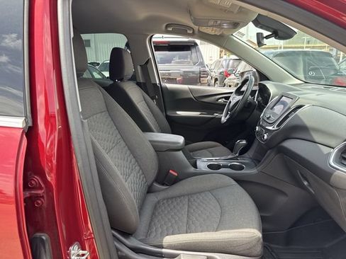 Used 2020 Chevrolet Equinox LT FWD image 27