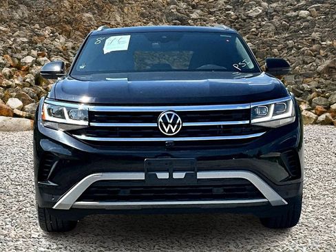 Used 2021 Volkswagen Atlas Cross Sport SEL Premium image 3