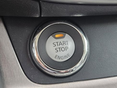 Used 2024 Nissan Murano SV w/ SV Midnight Edition Package FWD image 19