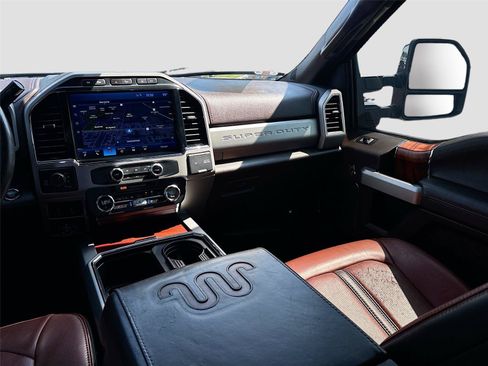 Used 2022 Ford F250 King Ranch w/ King Ranch Ultimate Package AWD/4WD image 29
