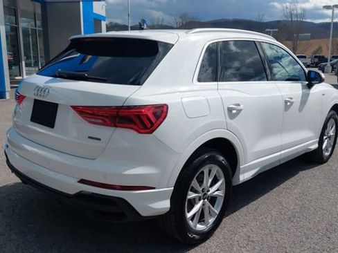 Used 2025 Audi Q3 2.0T Premium image 4