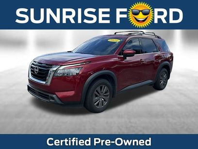 Used 2024 Nissan Pathfinder SV w/ SV Premium Package