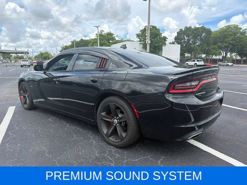 Used 2018 Dodge Charger R/T RWD image 5