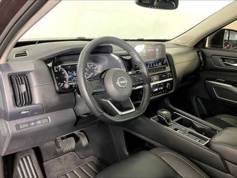 Used 2022 Nissan Pathfinder SL w/ SL Premium Package FWD image 17