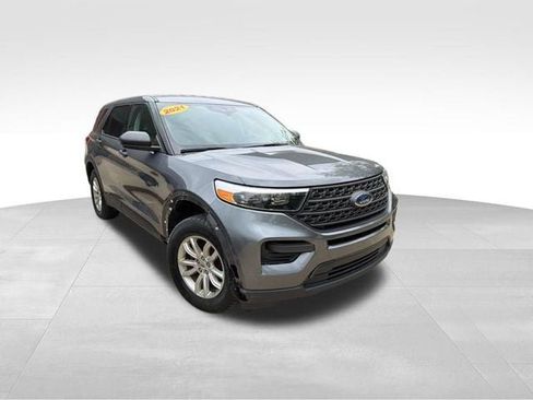 Used 2021 Ford Explorer 4WD image 3