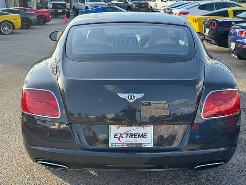 Used 2015 Bentley Continental GT image 3