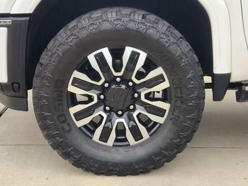 Used 2024 GMC Sierra 2500 Denali Ultimate w/ Max Trailering Package AWD/4WD image 10