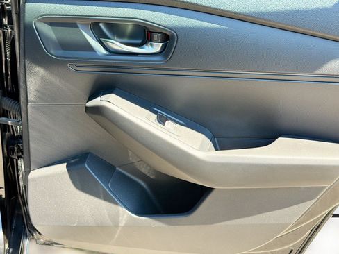 Used 2023 Honda Accord EX image 25