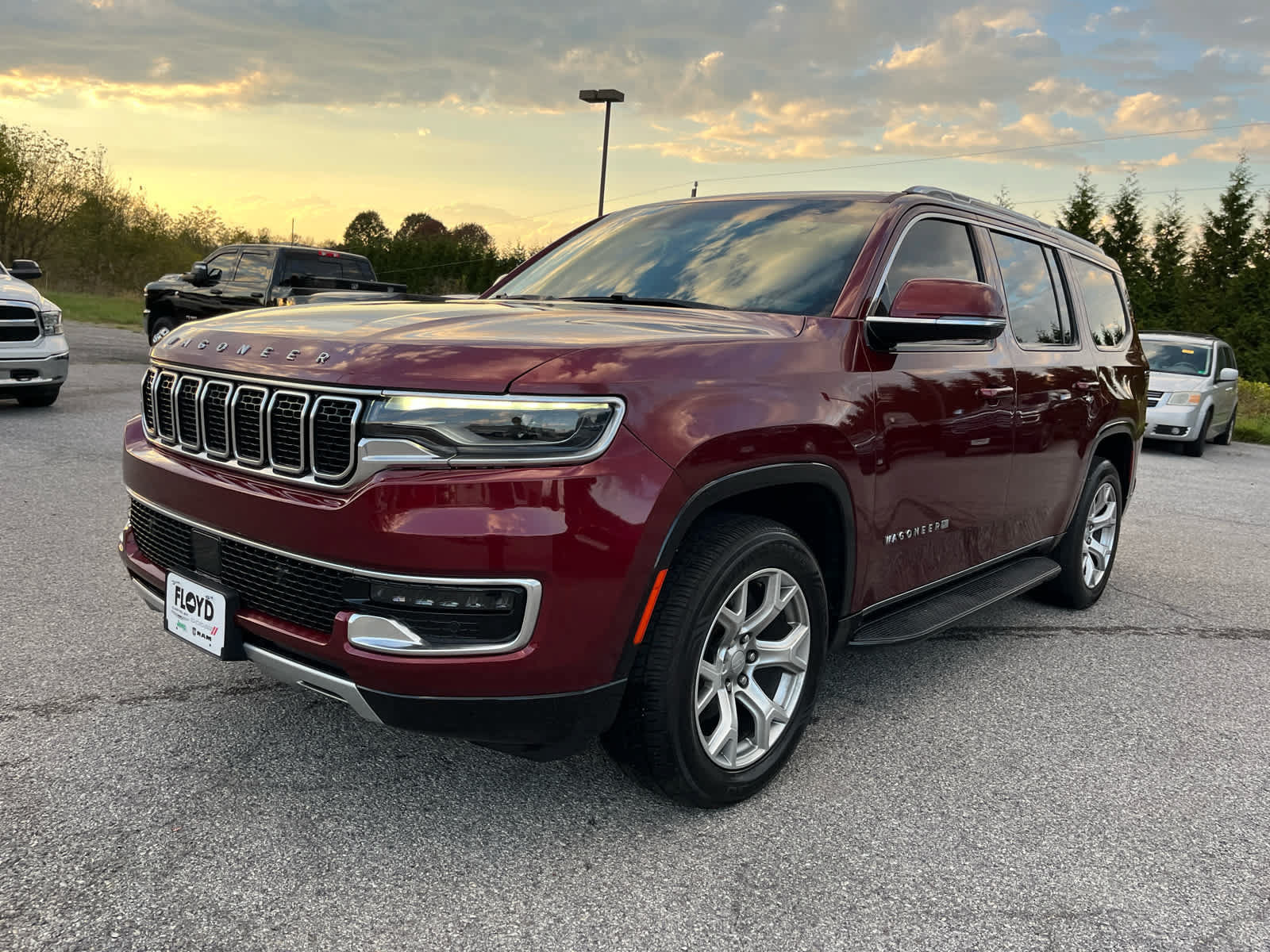 Used 2022 Jeep Wagoneer Series II AWD/4WD image 7