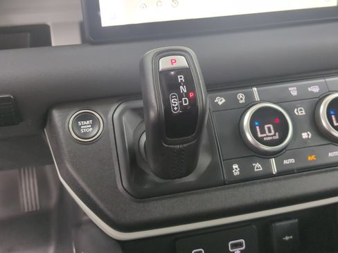 Used 2023 Land Rover Defender 90 S AWD/4WD image 13