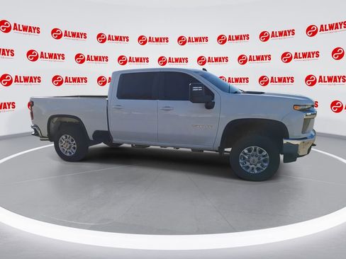 Used 2021 Chevrolet Silverado 2500 LT w/ Fleet Comfort Package image 2