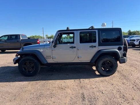 Used 2016 Jeep Wrangler Unlimited Sport w/ Quick Order Package 24S AWD/4WD image 3
