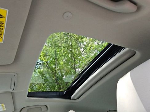 Certified 2025 Honda Accord SE image 17