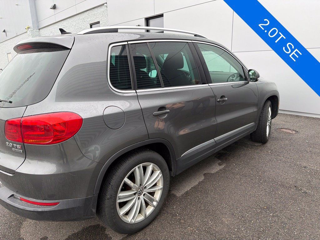 Used 2014 Volkswagen Tiguan SE AWD/4WD image 2
