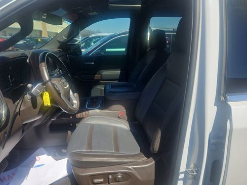 Used 2022 GMC Sierra 1500 Denali w/ Driver Alert Package II image 3