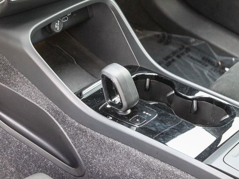 Used 2023 Volvo C40 P8 Recharge Plus AWD/4WD image 20