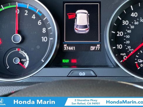 Used 2019 Volkswagen e-Golf SE w/ Driver Assistance Package FWD image 32