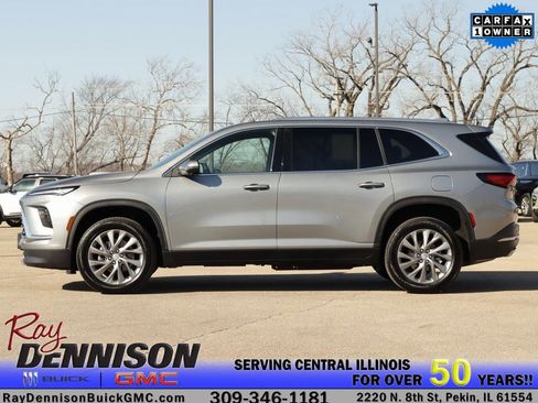 Used 2025 Buick Enclave Preferred image 4