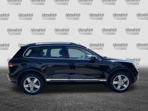 Used 2012 Volkswagen Touareg Sport AWD/4WD image 10