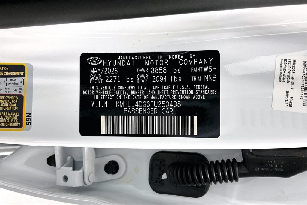 Used 2026 Hyundai Elantra SE FWD image 23