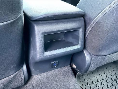 Used 2021 Toyota Camry LE w/ Protection Package (Q2) (TMS) FWD image 33