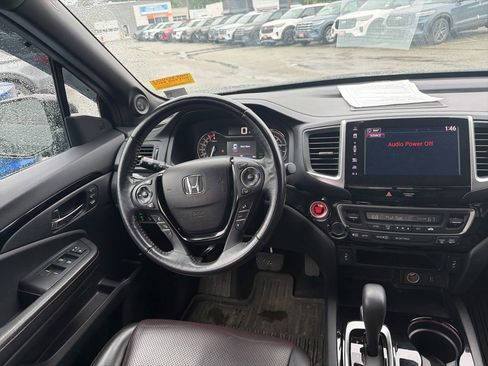 Used 2017 Honda Ridgeline Black Edition image 9
