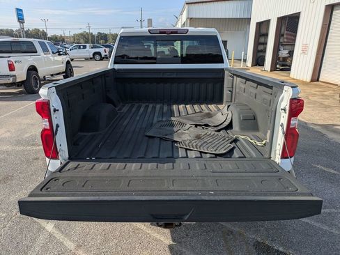 Used 2021 Chevrolet Silverado 2500 LTZ w/ LTZ Plus Package image 30