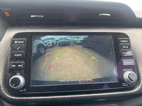 Used 2023 Nissan Kicks SV FWD image 35