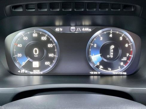 Used 2022 Volvo XC90 T6 Inscription w/ Climate Package image 13