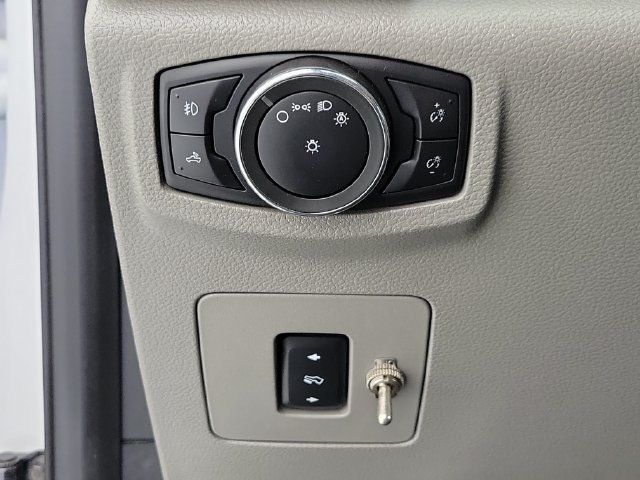 Used 2015 Ford F150 XLT w/ Equipment Group 301A Mid AWD/4WD image 29