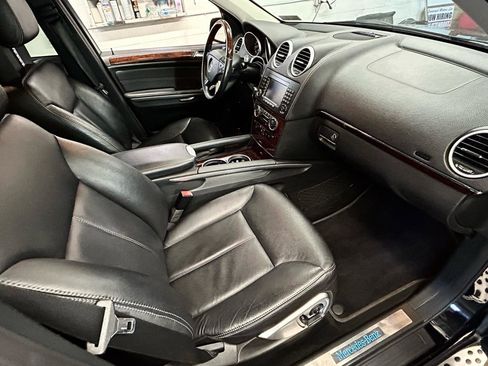 Used 2008 Mercedes-Benz GL 550 4MATIC 4dr 5.5L image 19