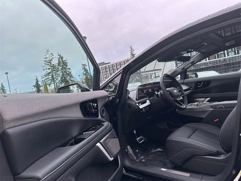 New 2026 Cadillac Optiq Sport 1 image 20