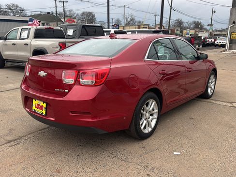 Used 2013 Chevrolet Malibu Eco w/ Power Convenience Package image 5