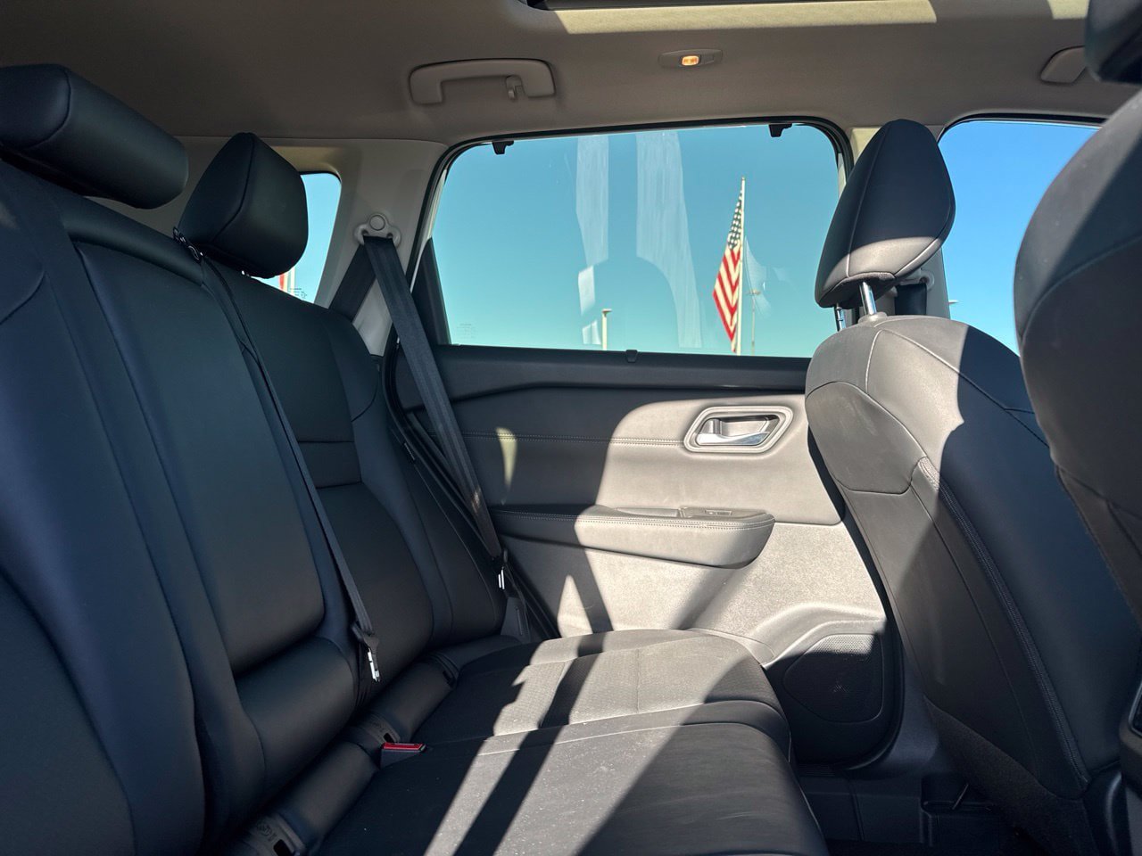 Certified 2024 Nissan Rogue SV w/ SV Premium Package FWD image 38